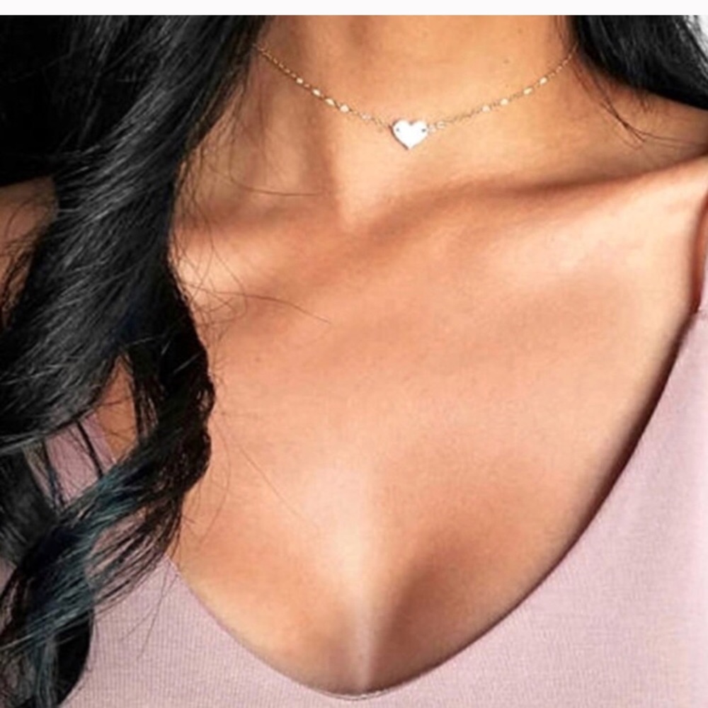 5 for $20!!! GOLD HEART CHOKER